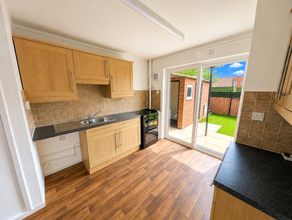 House in Arborfield Green, Arborfield and Newland - View 3