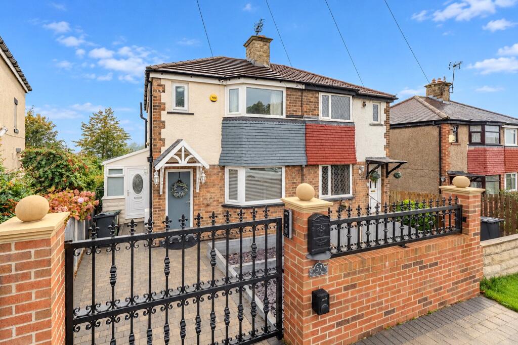 Main image of property: Hill Court Drive, Leeds, West Yorkshire