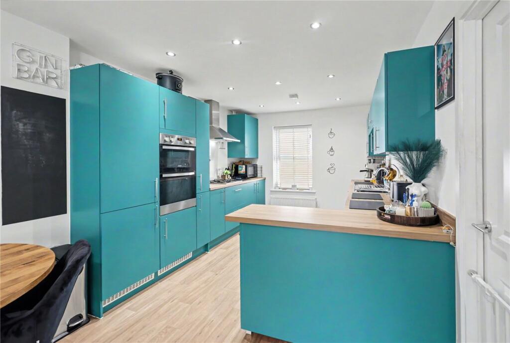 Allan Bedford Crescent, Costessey, Norwich, Norfolk, NR8 photo 3