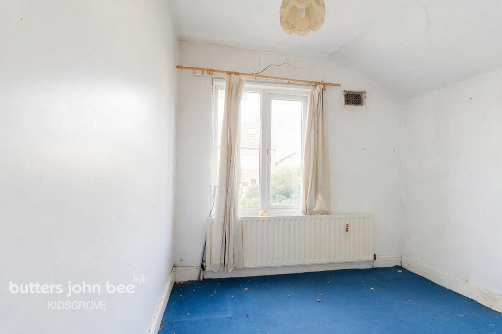 House in Stoke-on-Trent - More
