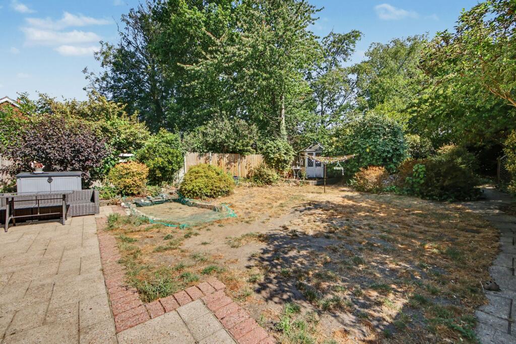 Kootenay Avenue, Thornhill, SO18 - View 4