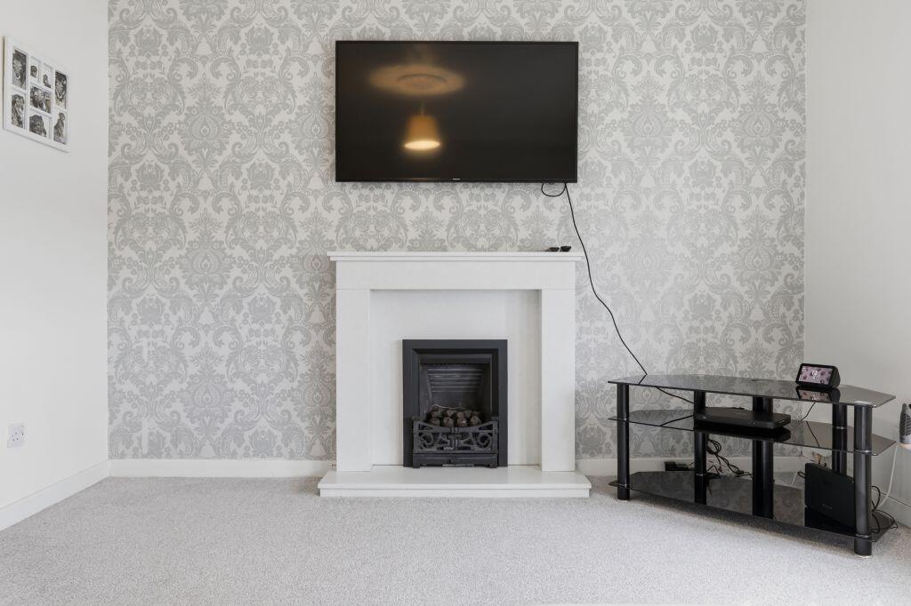 Apartment in Glasgow - View 3