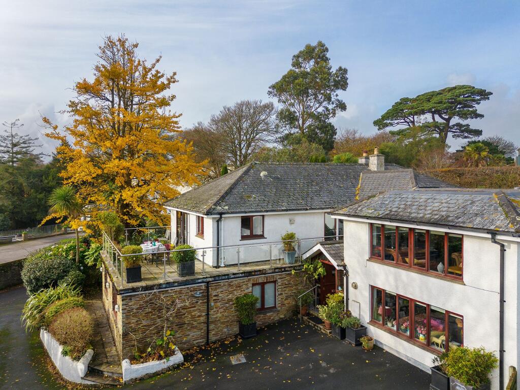 Main image of property: Gingko House, Stoke Fleming, Dartmouth