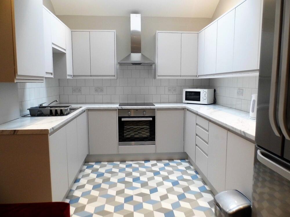 Main image of property: 5 Bed - Jubilee Drive, Kensington Fields L7