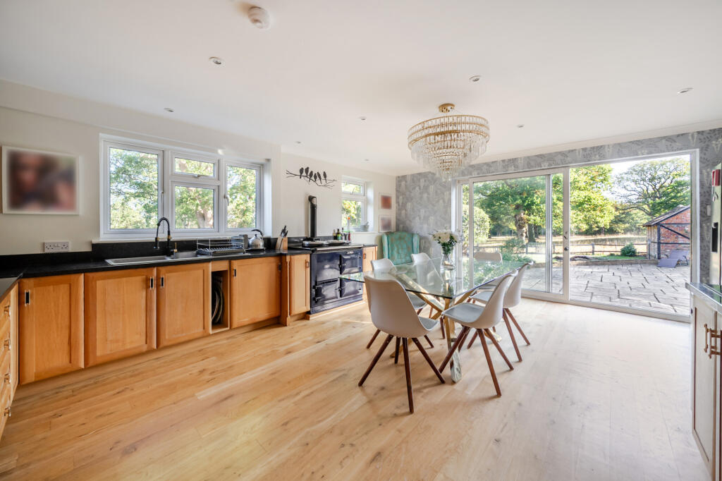 House in Guildford, Wanborough - View 5
