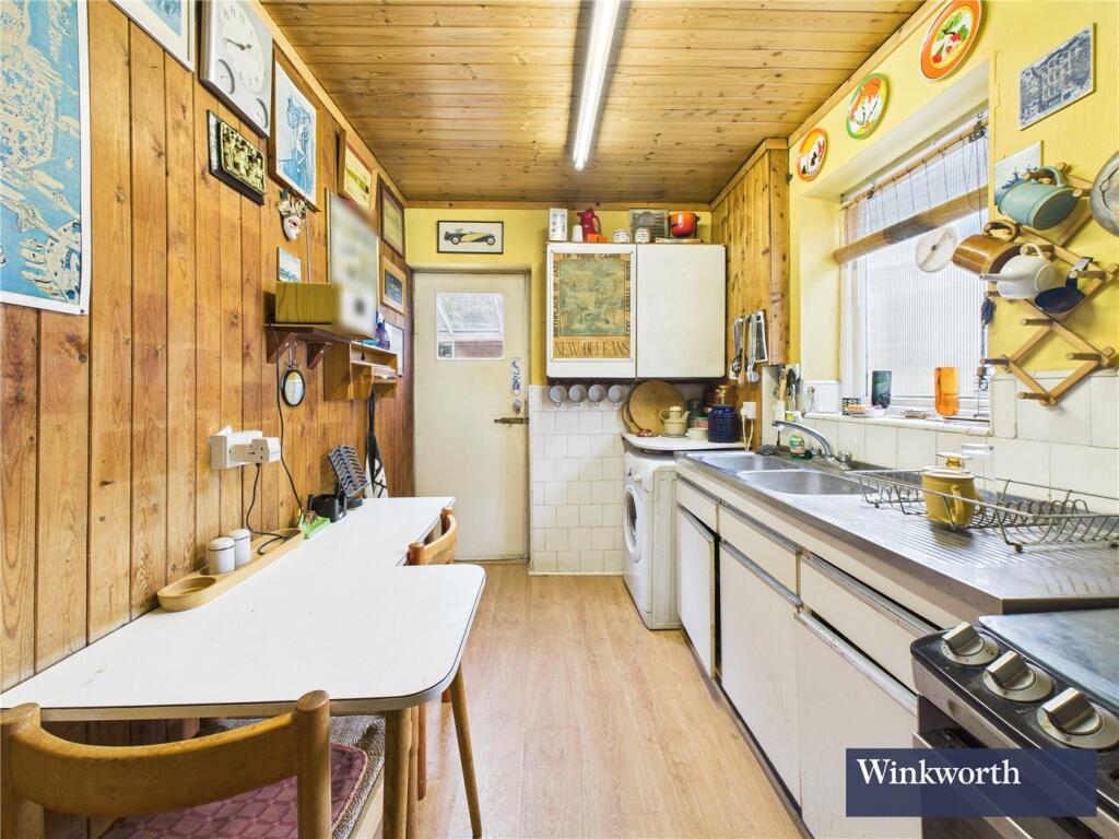 House in London - View 3