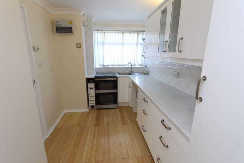 House in Northampton, West Northamptonshire - View 2