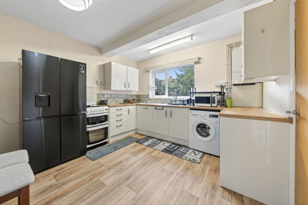House in Northampton - View 2