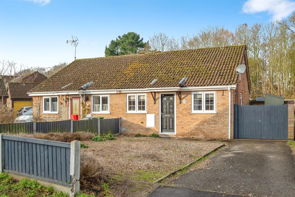 2-bed bungalow on Osborne Close, North Walsham, £230,000