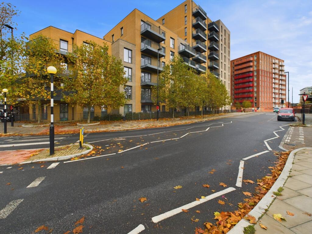 Main image of property: New Road, Feltham, TW14