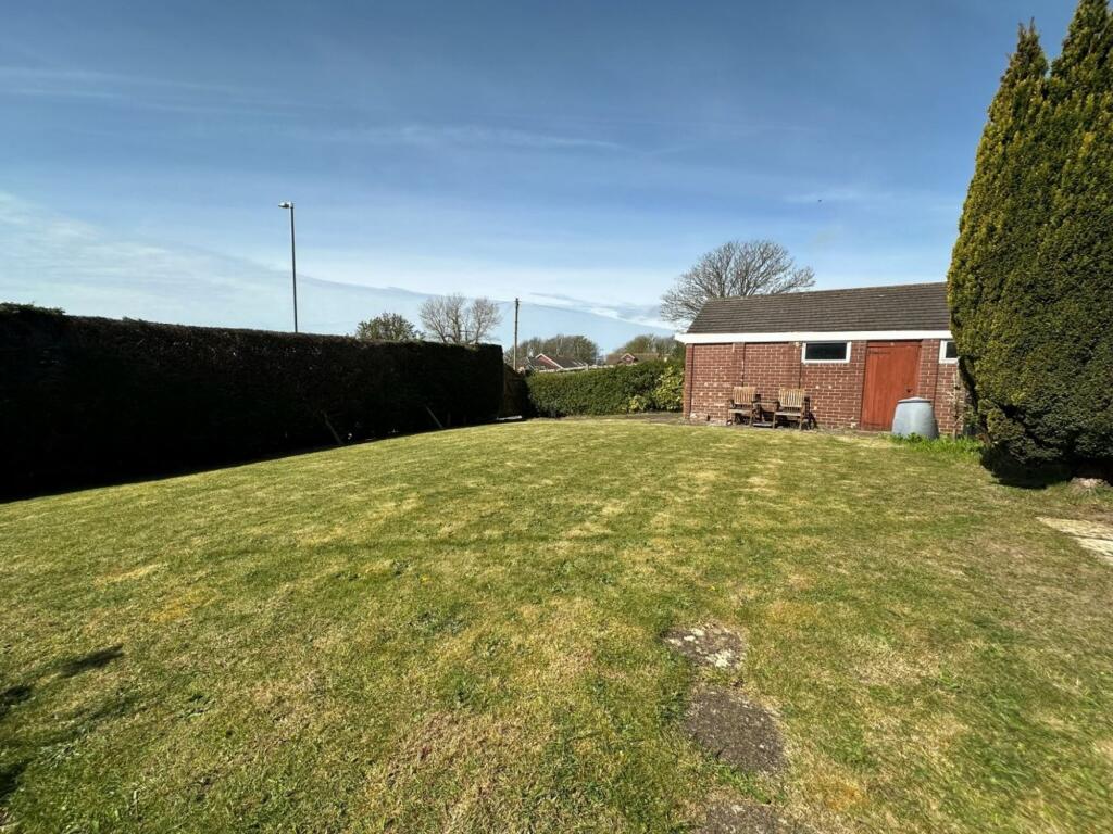Tor Road, Peacehaven, BN10 7SX photo 2