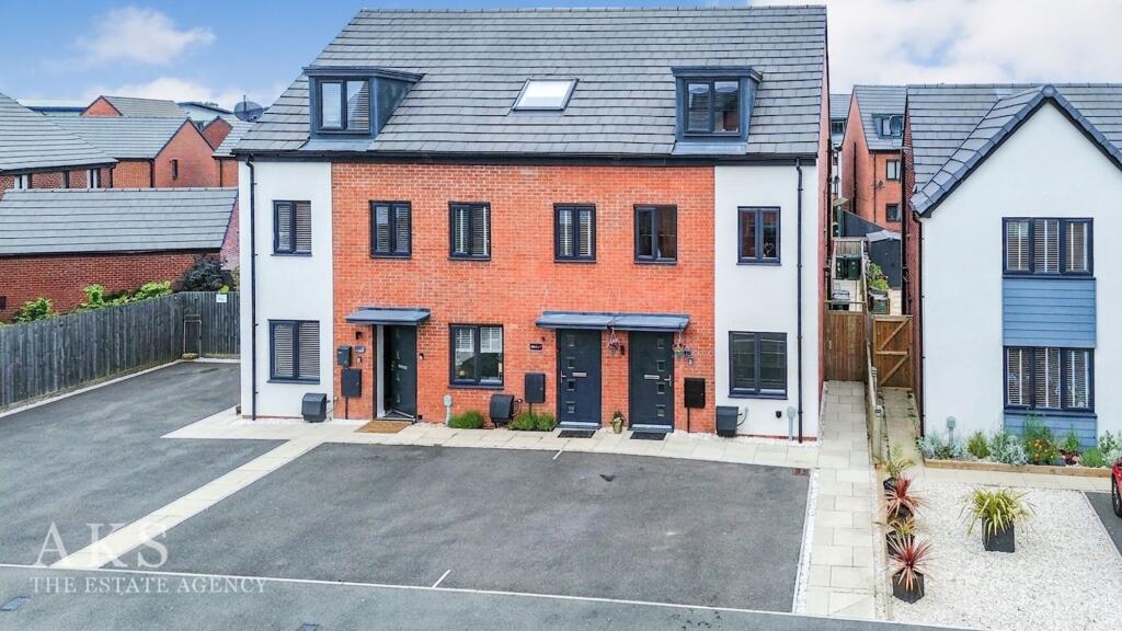 Main image of property: Stowe Lane, Hilton, DE65