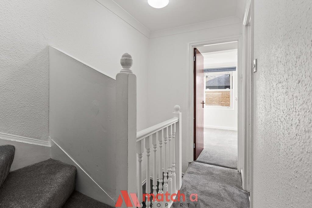2 bedroom end of terrace house for rent