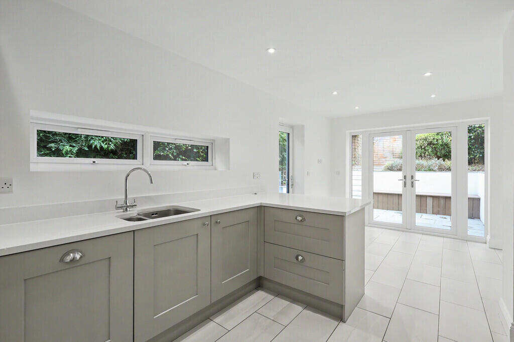 House in Bournemouth - View 3