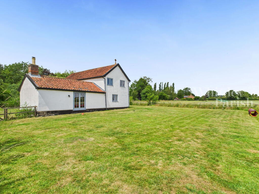 Chapel Lane, Wortham photo 3