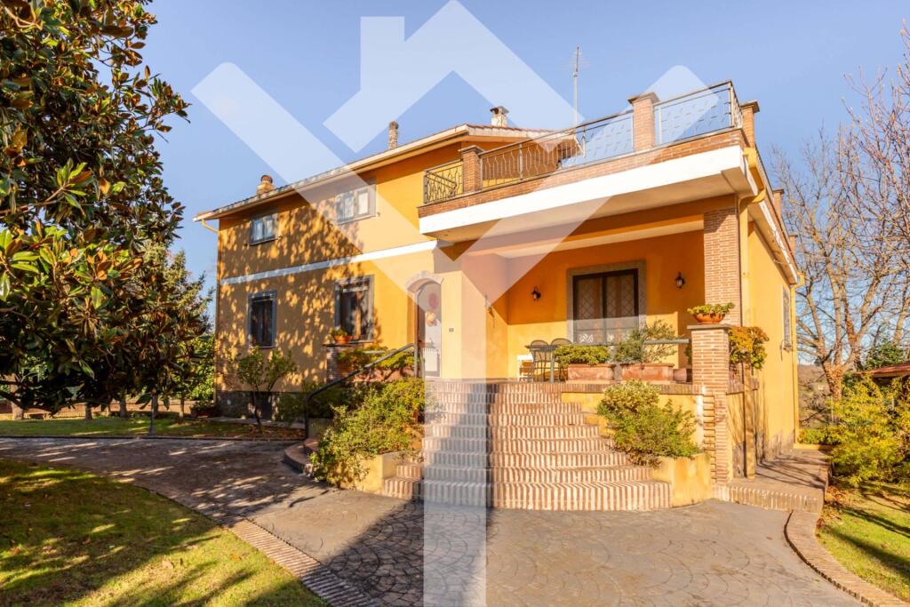 Main image of property: Lazio, Viterbo, Ronciglione