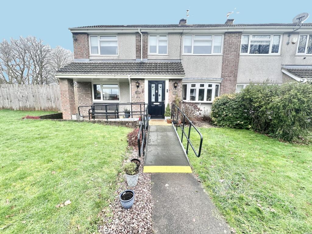 Main image of property: Goldfinch Close, Caldicot, Mon. NP26 5BW