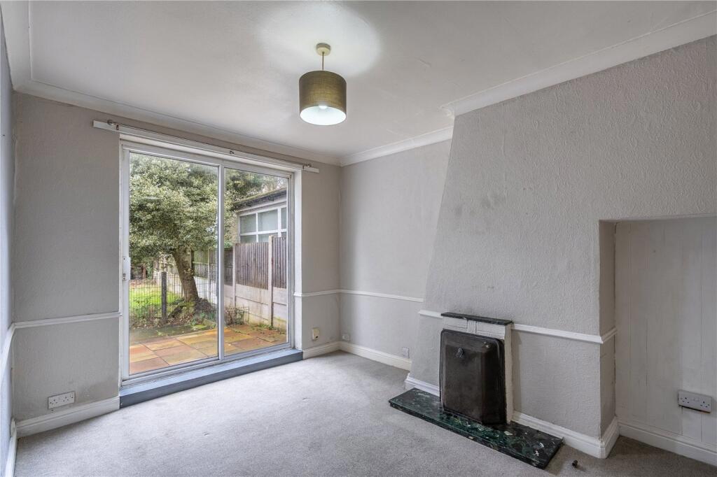 House in Wolverhampton - View 4