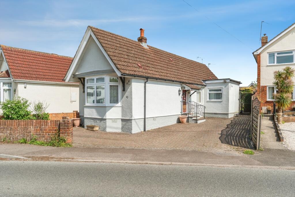Main image of property: Hammonds Lane, Totton, Southampton, Hampshire, SO40