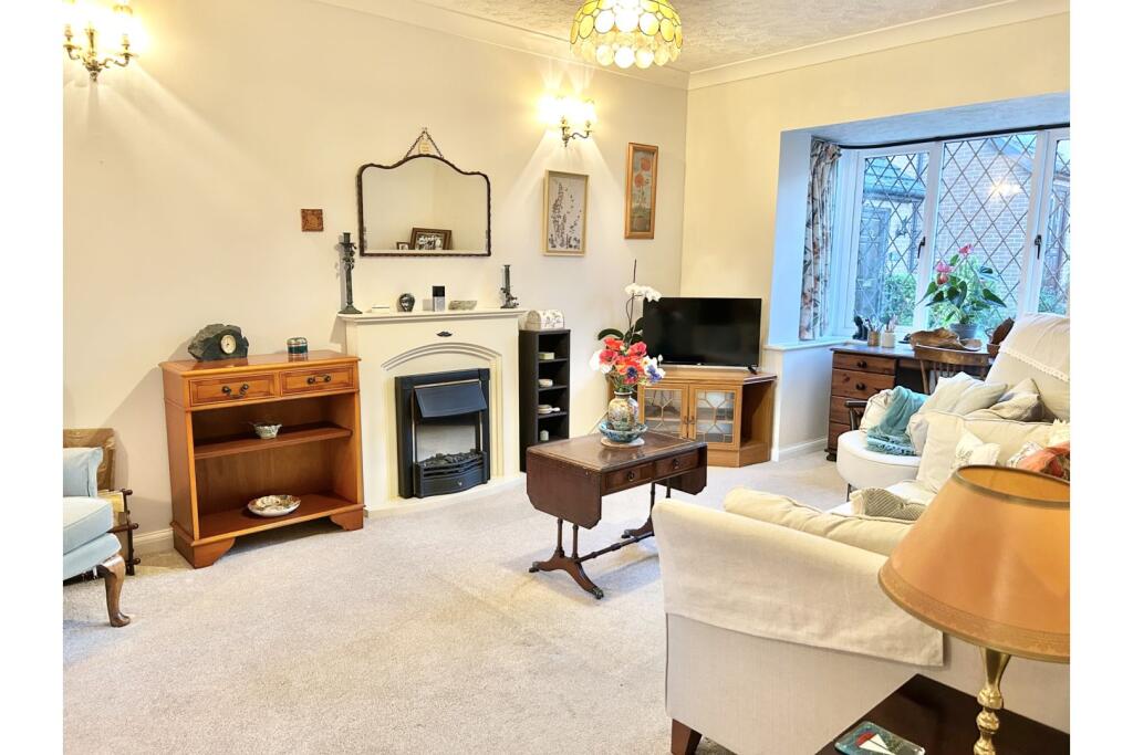 House in Canterbury, Sturry - View 4