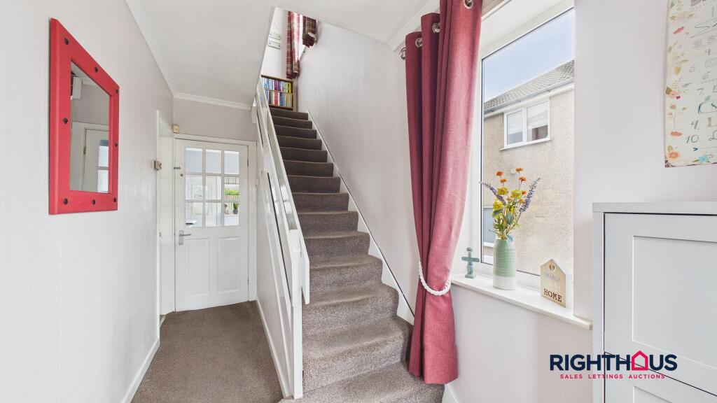 House in Bradford, West Yorkshire - View 5