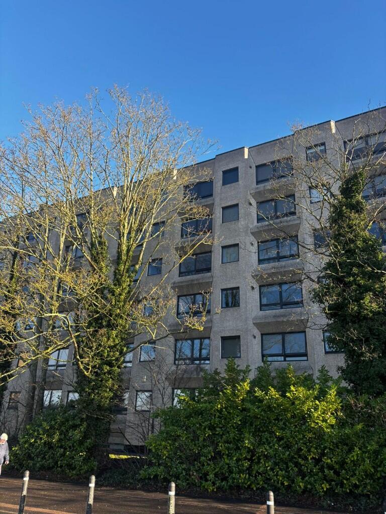 Main image of property: Swingate, Stevenage, Hertfordshire, SG1