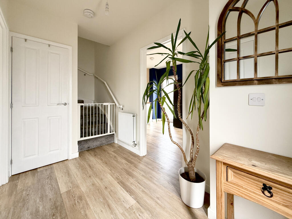 Barn Close, Highbridge, TA9 3NH photo 2