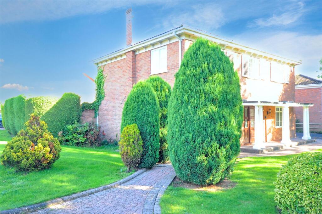 Barlaston Old Road, Stoke-On-Trent photo 4