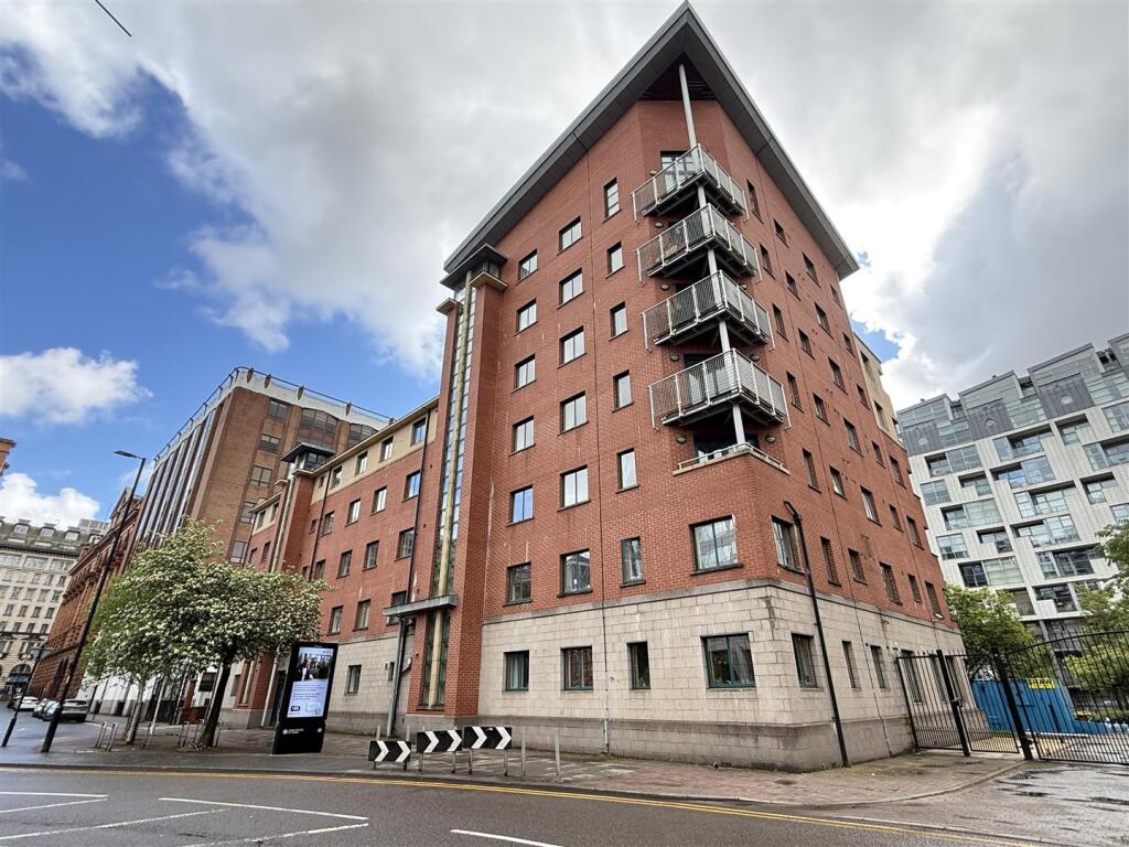 Main image of property: 88 Great Bridgewater Street, Manchester