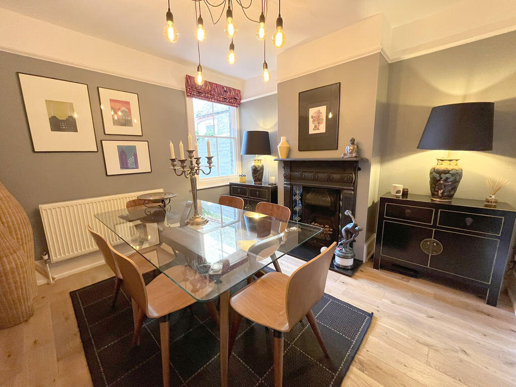 House in Canterbury - View 3
