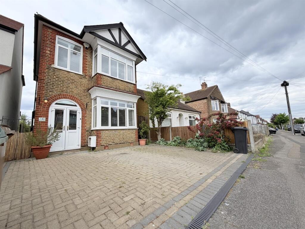 Main image of property: Hampton Road, London