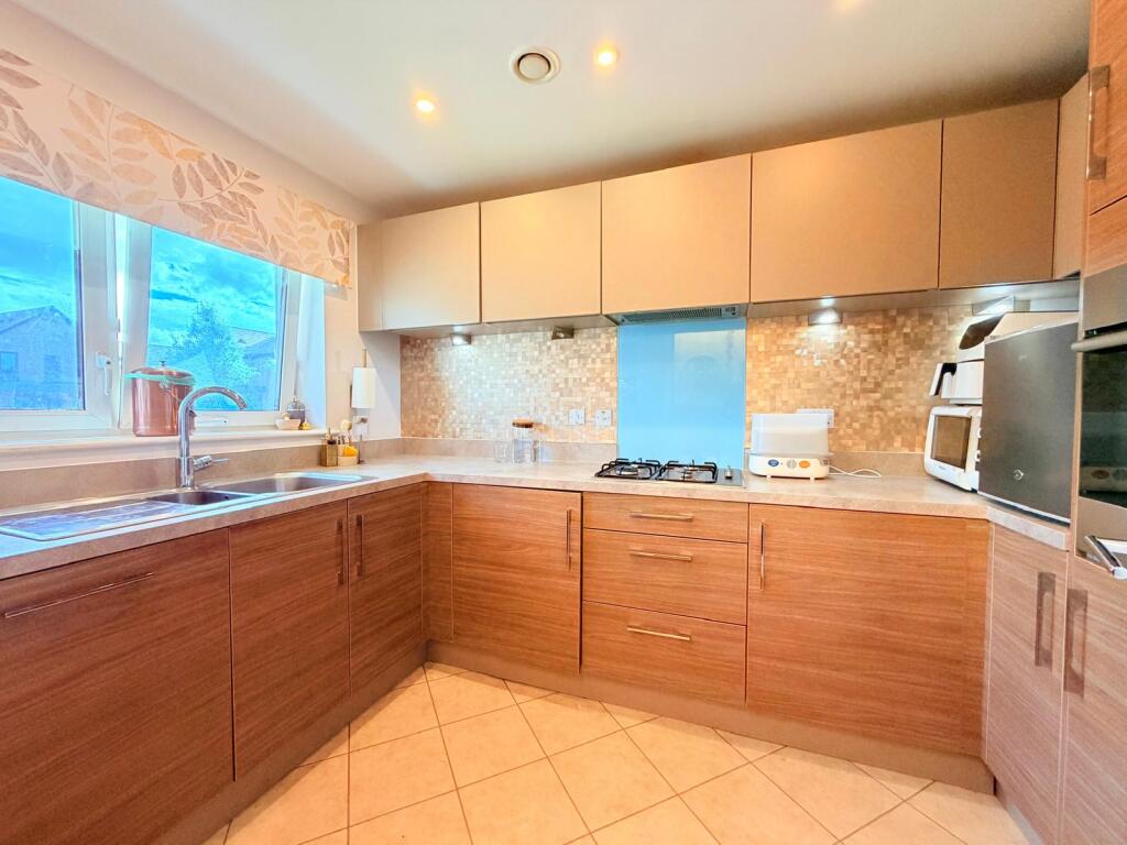 House in Milton Keynes, Oakgrove, Broughton and Milton Keynes - View 5