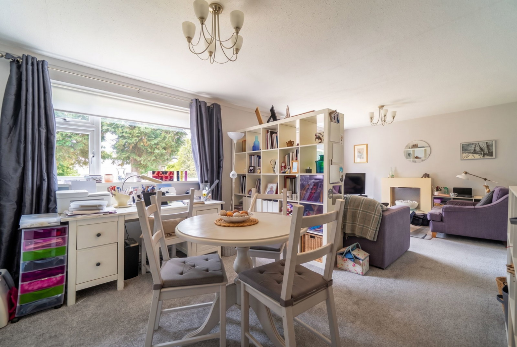 Apartment in Solihull - View 4