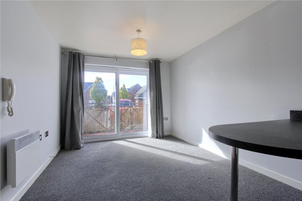 Apartment in Middlesbrough, Ayresome - View 3