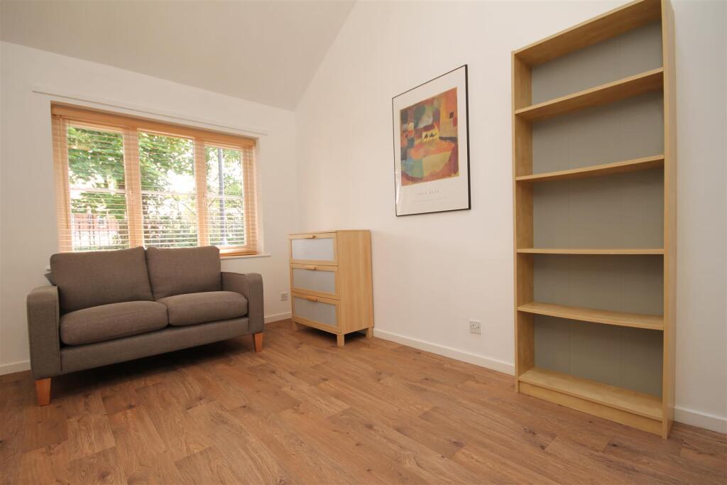 Main image of property: Middlewood Park, Fenham