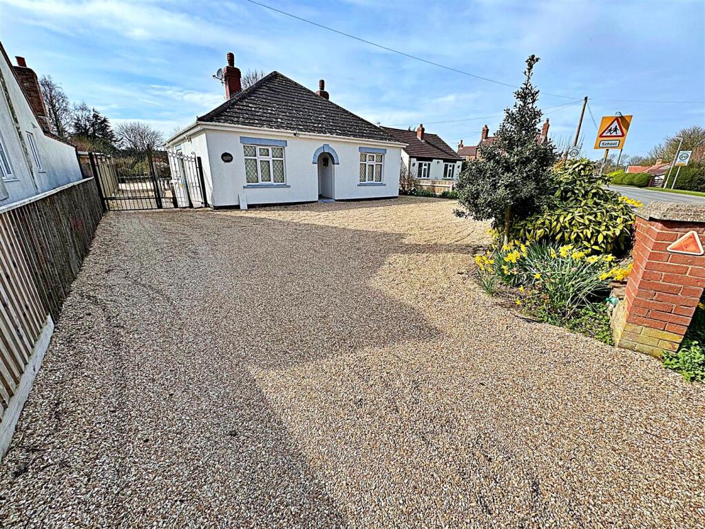 Main image of property: Sea Dyke Way, Marshchapel, Grimsby, Lincs, DN36 5UZ