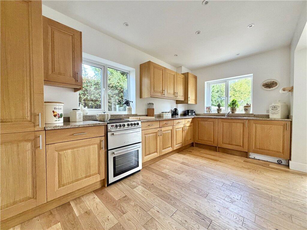 House in Southampton - View 5
