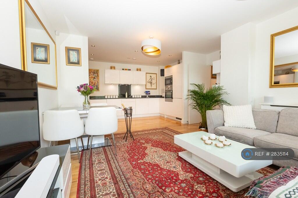 Main image of property: Maher Court, London, E14