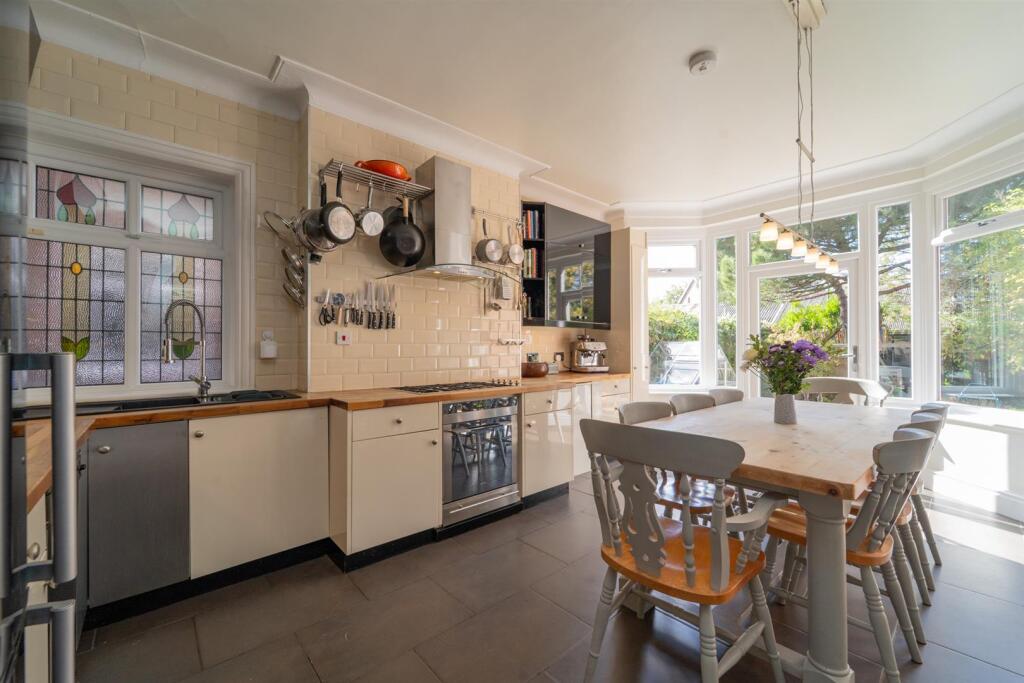 College Road, Whalley Range photo 4