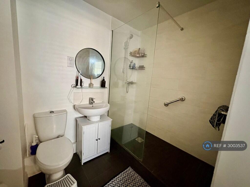 Apartment in Derby - More
