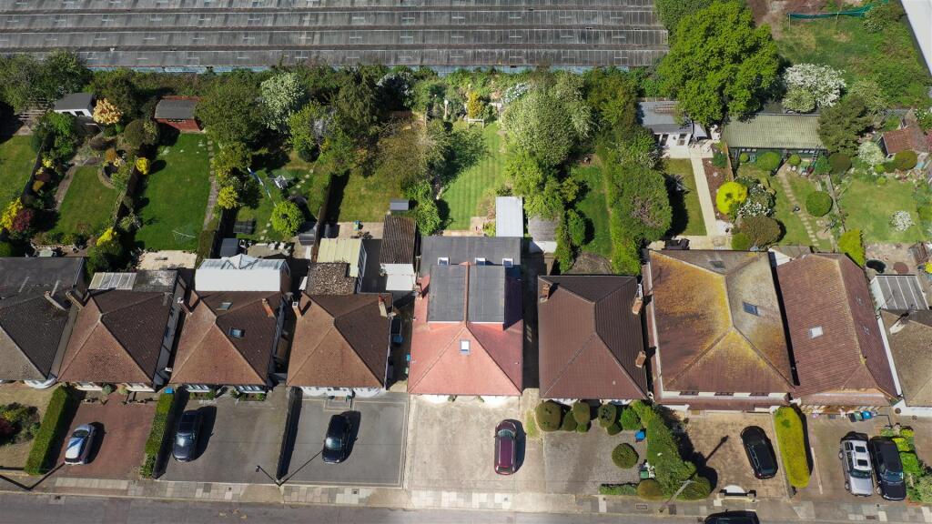 Beech Avenue, Enfield photo 4