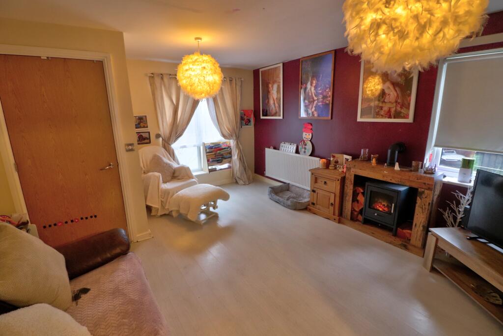 Earls Close, Manchester, M26 photo 2