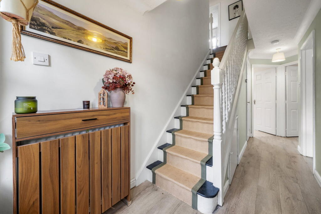 House in Worcester - View 4