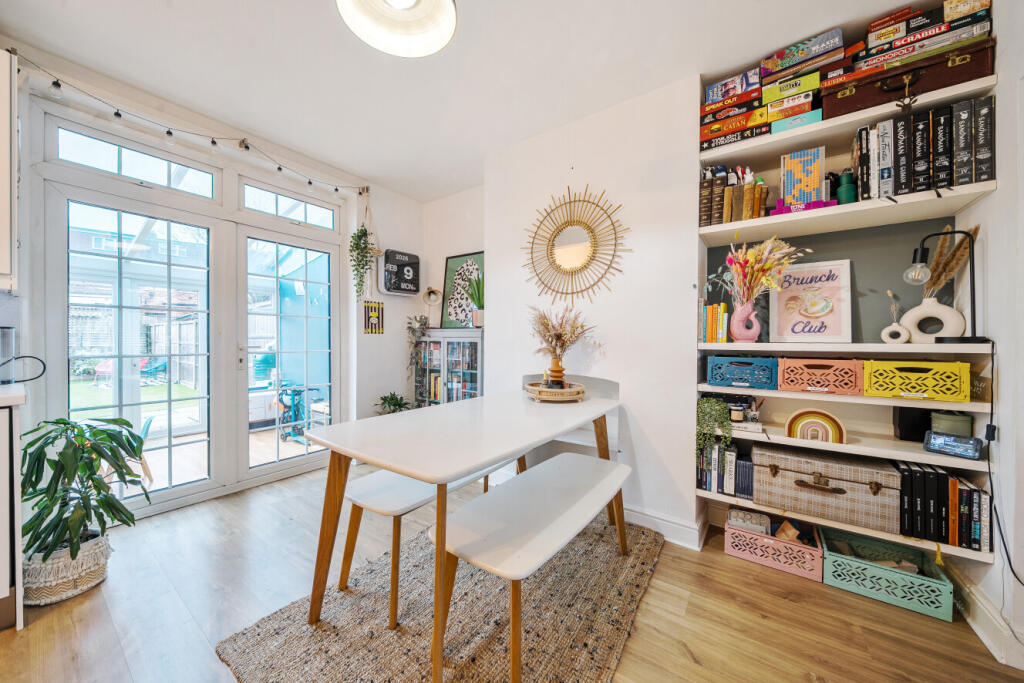Belmont Lane, Chislehurst, Kent, BR7 - More