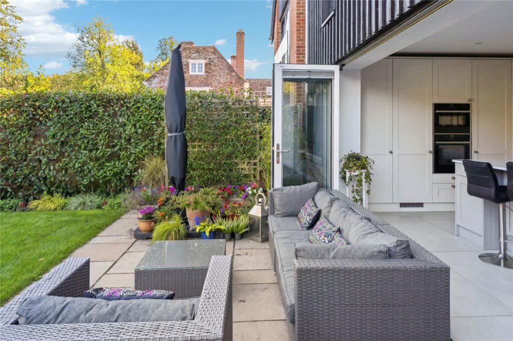 House in South Oxfordshire, Rotherfield Greys - View 3