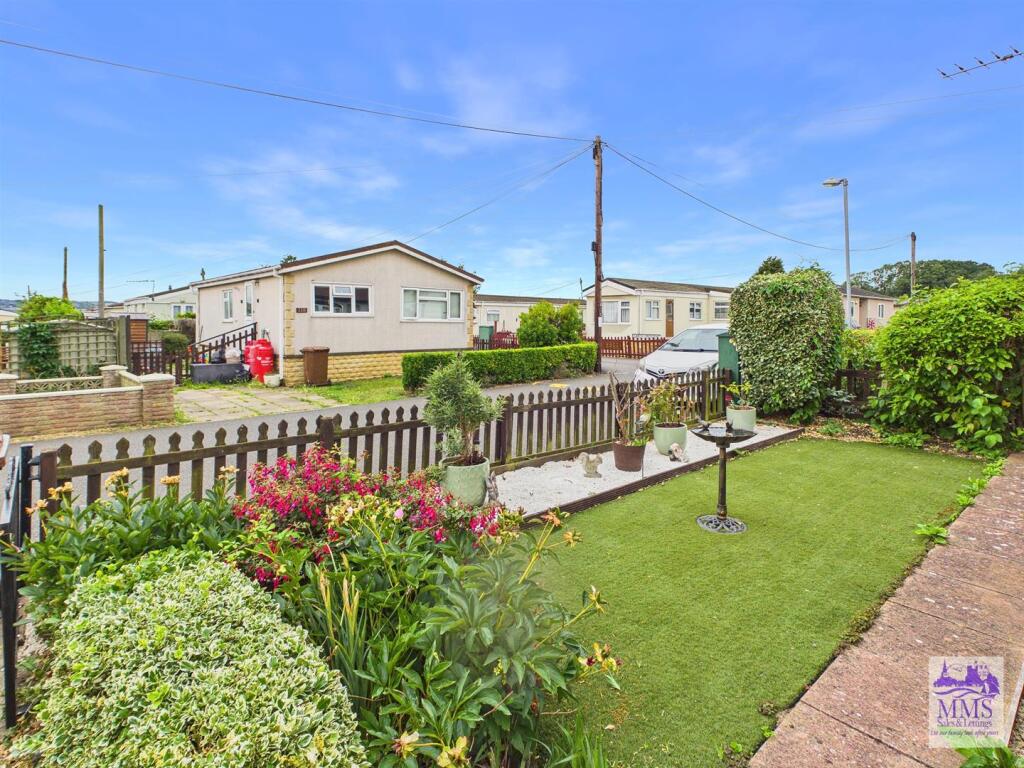 Oak Road, Vicarage Lane, Hoo photo 4