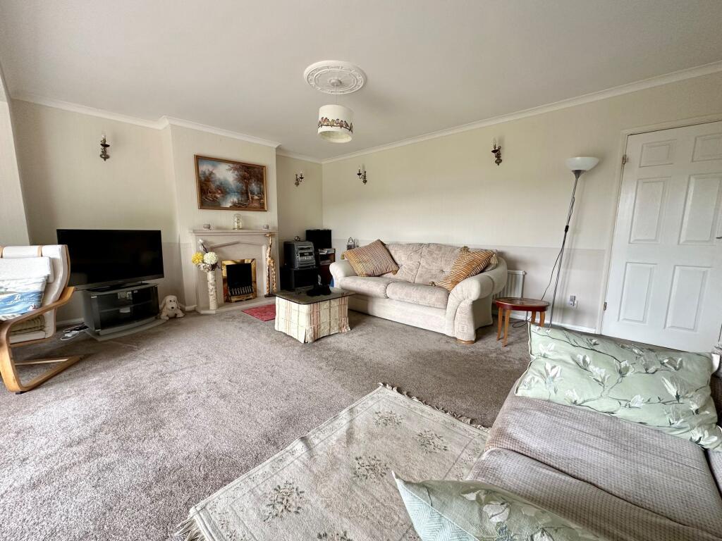 Southend Road, Billericay, CM11 photo 3
