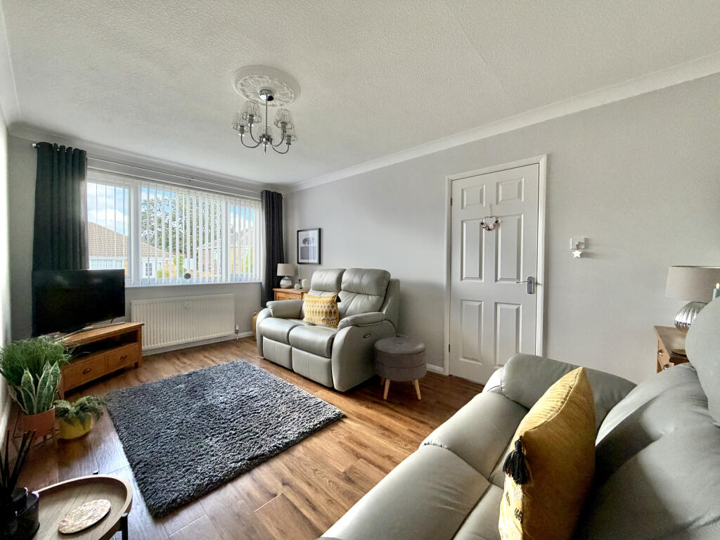 House in Wakefield, Crigglestone - View 4