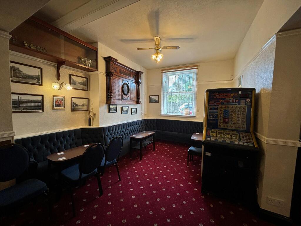 2 Lounge.jpg