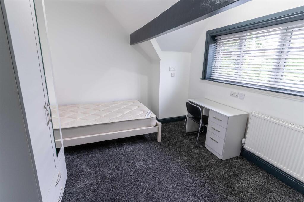 House in Birmingham - View 2